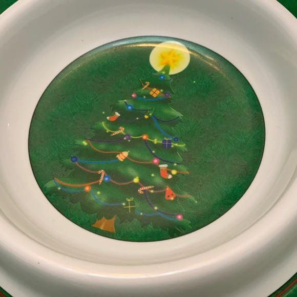 Vintage Acrylic Plastic Christmas Tree Chip and Dip Dish. Vintage Christmas - Picture 3 of 8